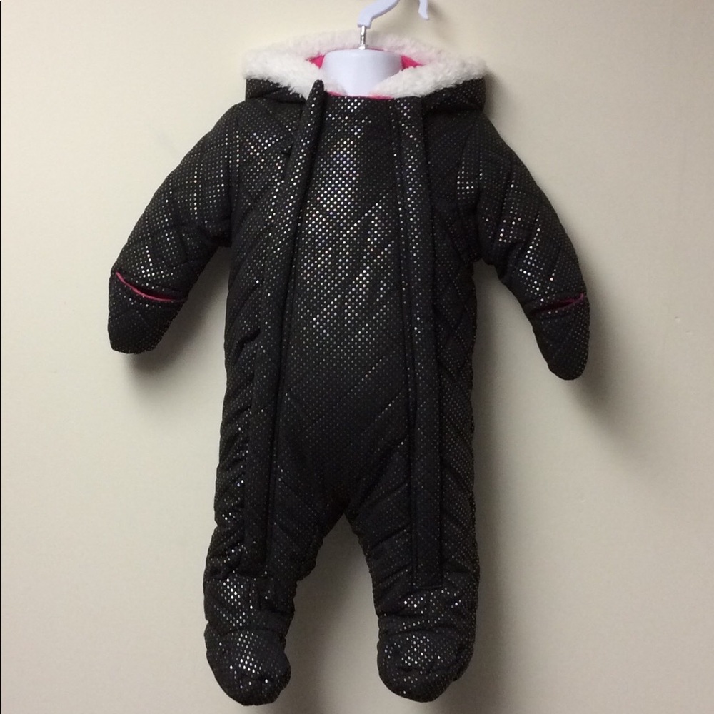 🤑Wippette snowsuit. Size 3-6M